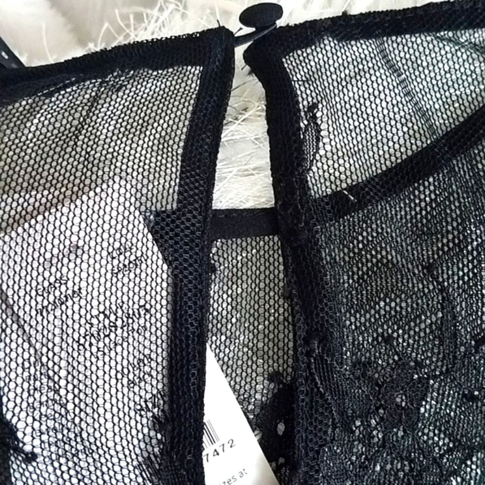 White House Black Market Drama Sleeve Lace Top Size M - Picture 7 of 9